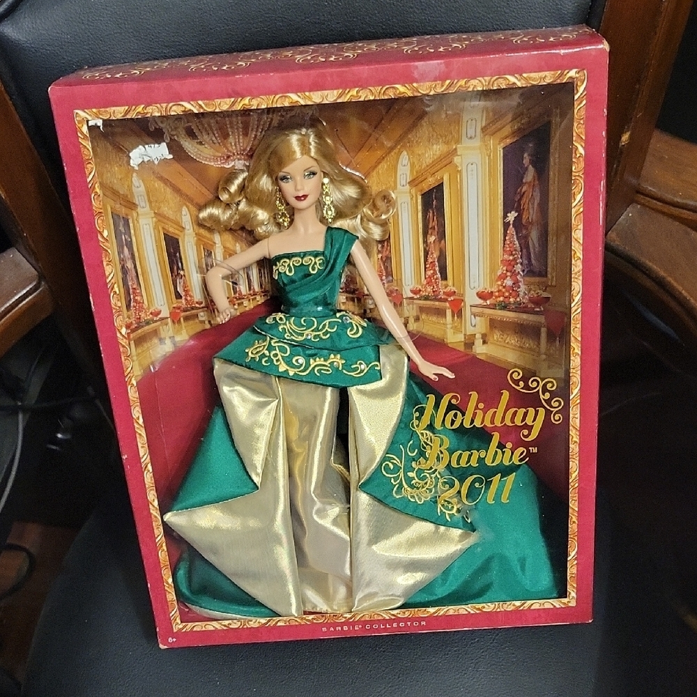 Barbie Holiday Doll in Green and Gold Dress